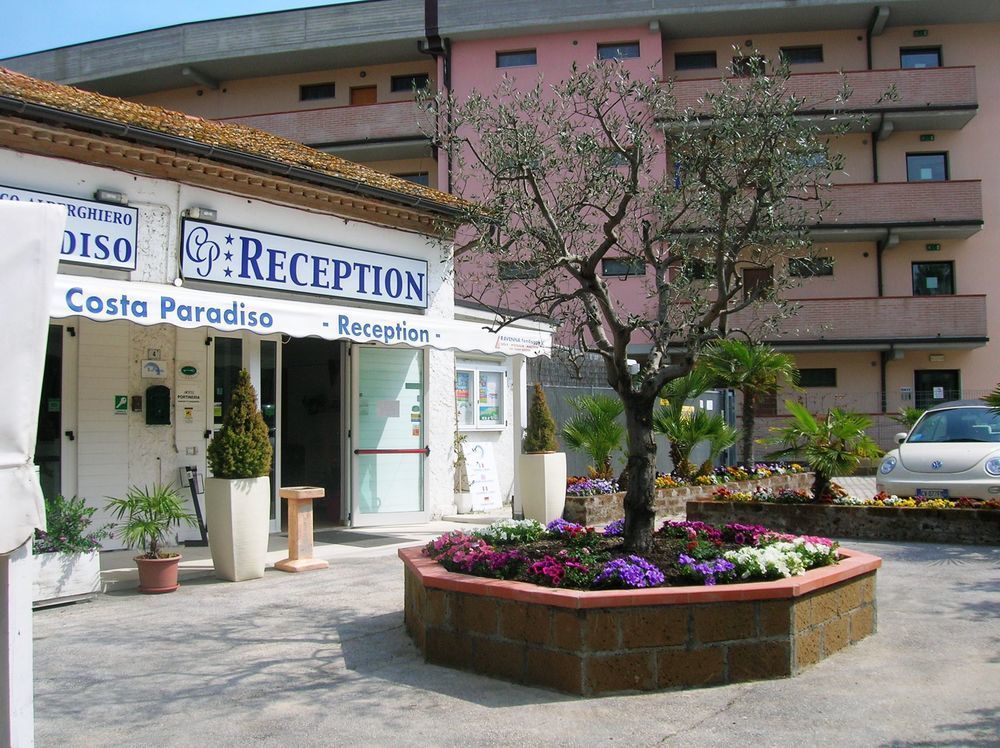 Aparthotel Costa Paradiso Lido Adriano Exterior foto
